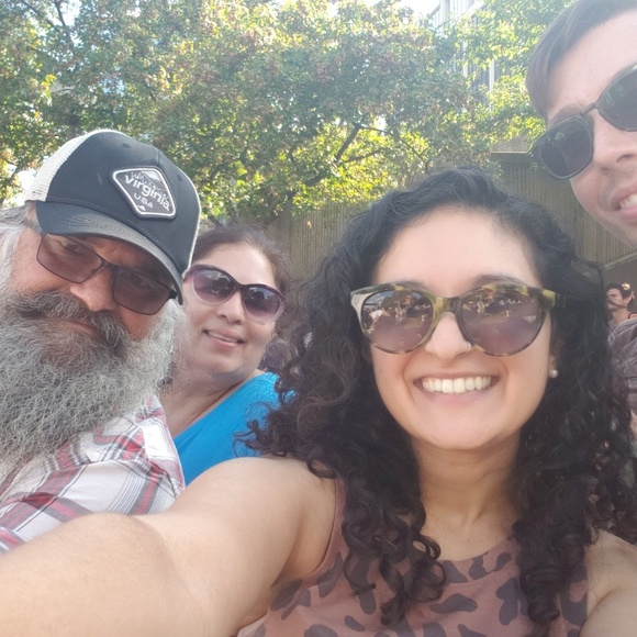 Meet your Posher, Reena - Picture 1 of 1